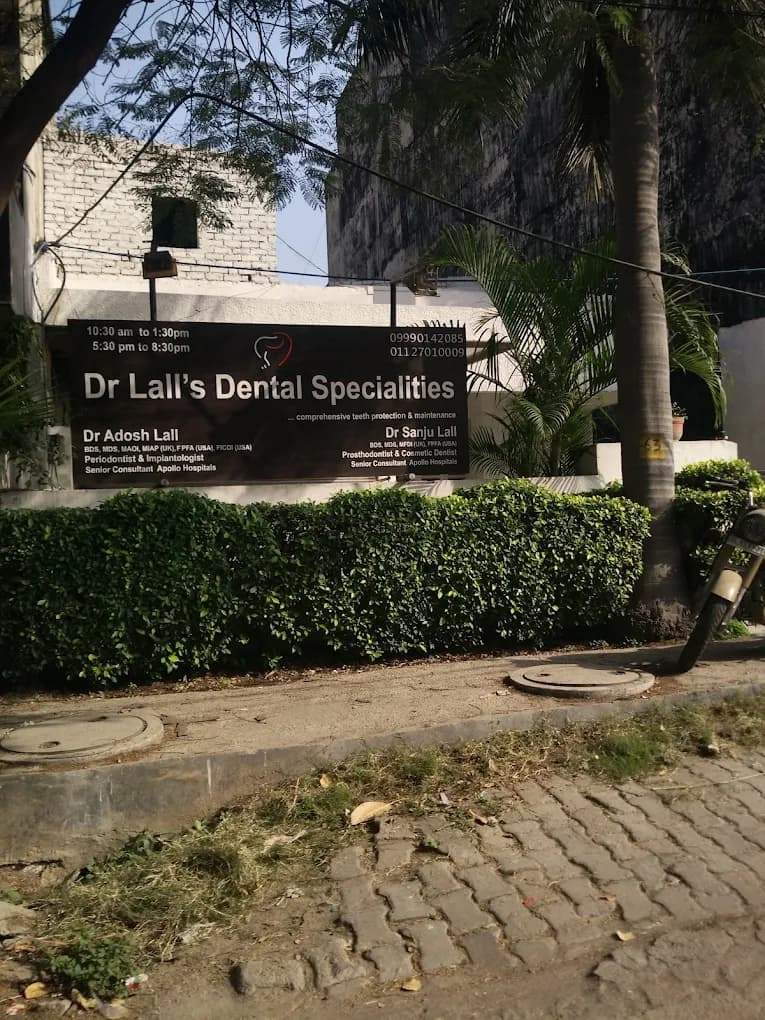 Adosh Lall's Clinic photo 3