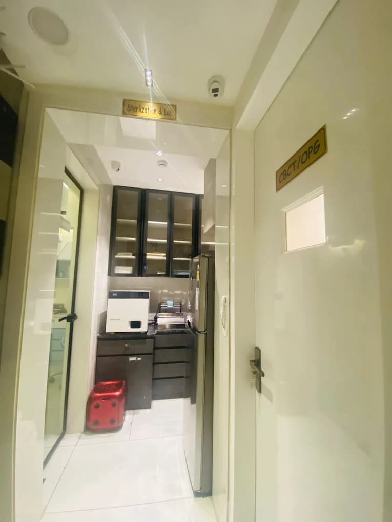 Omlesh's Denticity photo 2